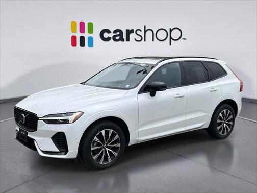 2023 Volvo XC60 B5 Plus Dark Theme