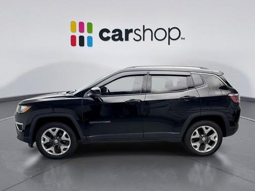 Diamond Black Crystal Pearlcoat 2018 Jeep Compass Limited
