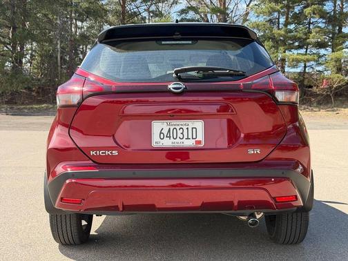 Scarlet Ember Tintcoat 2021 Nissan Kicks SR