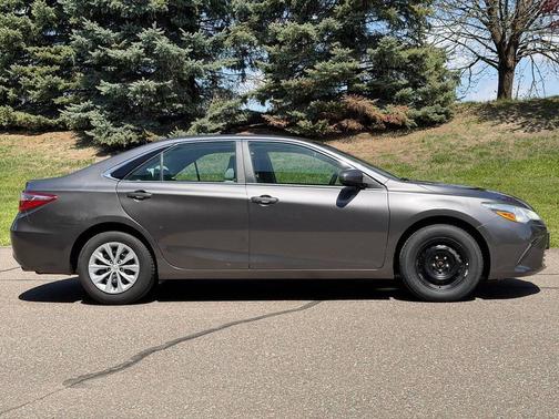 Predawn Gray Mica 2016 Toyota Camry LE