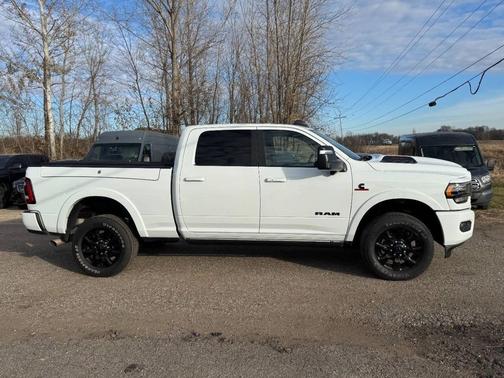 2024 RAM 2500 Limited Crew Cab 4x4 6'4' Box