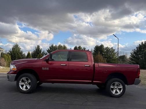 Deep Cherry Red Crystal Pearlcoat 2014 RAM 1500 Big Horn