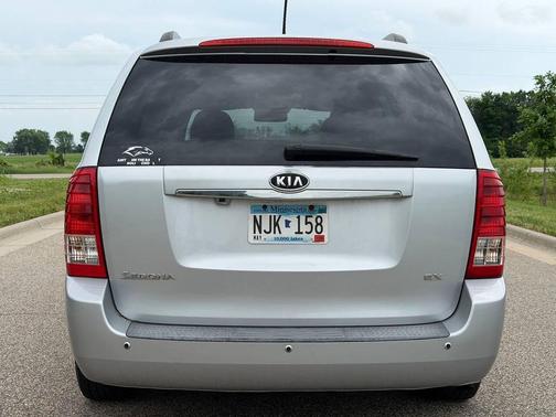 Clear Silver 2011 Kia Sedona EX