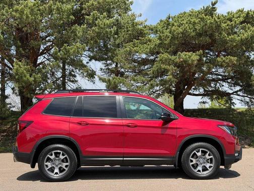 Radiant Red Metallic II 2022 Honda Passport AWD TrailSport