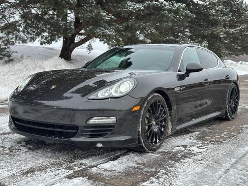 2012 Porsche Panamera 4