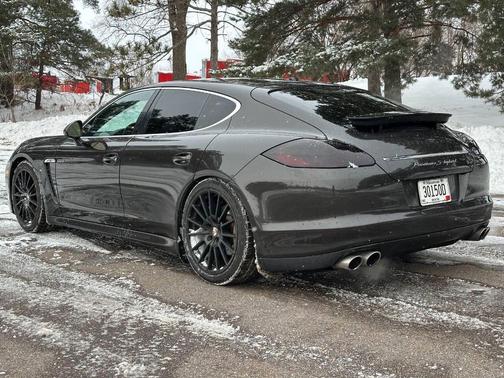 2012 Porsche Panamera 4