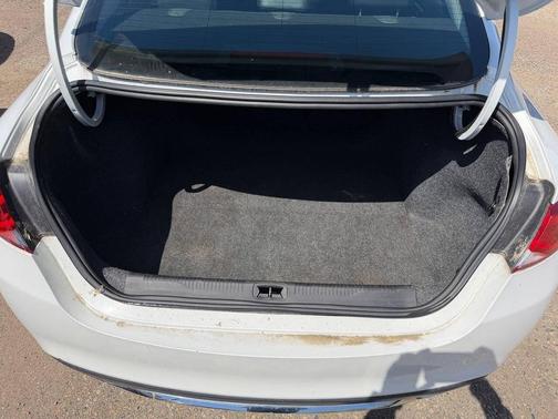Bright White Clear Coat 2015 Chrysler 200 S