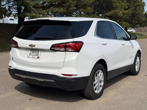 Summit White 2022 Chevrolet Equinox 1LT