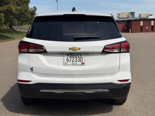 Summit White 2022 Chevrolet Equinox 1LT