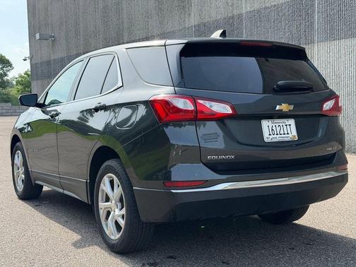 Nightfall Gray Metallic 2020 Chevrolet Equinox 1LT