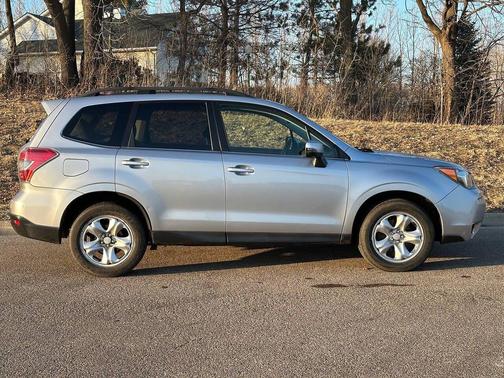 2014 Subaru Forester 2.0XT Touring