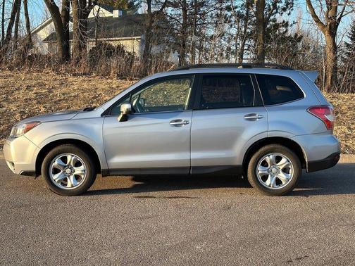 2014 Subaru Forester 2.0XT Touring