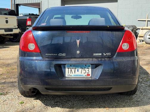 Carbon Black Metallic 2009 Pontiac G6 SE