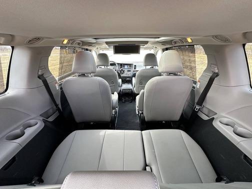 2020 Toyota Sienna Limited Premium
