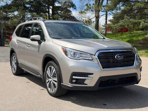 Tungsten Metallic 2020 Subaru Ascent Limited 8-Passenger