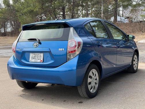 2014 Toyota Prius c Two