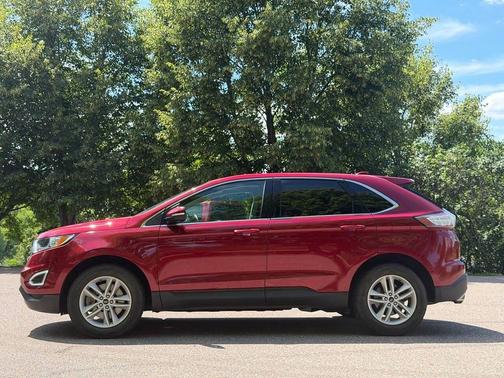 Ruby Red Metallic Tinted Clearcoat 2018 Ford Edge SEL