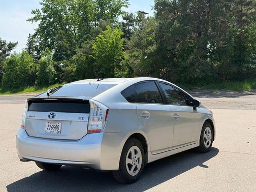 Classic Silver Metallic 2010 Toyota Prius One
