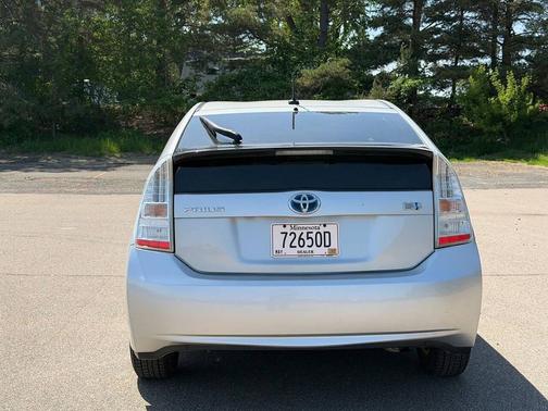 Classic Silver Metallic 2010 Toyota Prius One