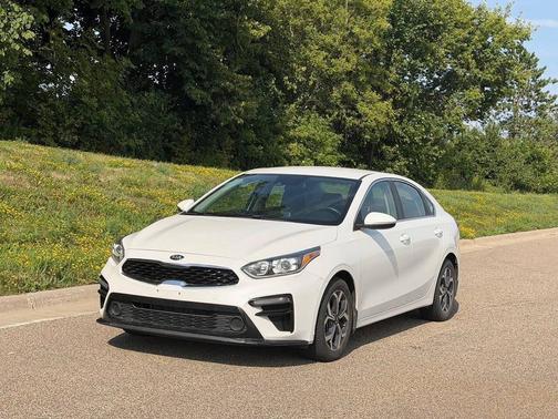 Snow White Pearl 2020 Kia Forte EX