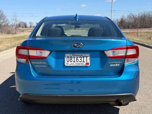 Island Blue Pearl 2017 Subaru Impreza 2.0i Premium