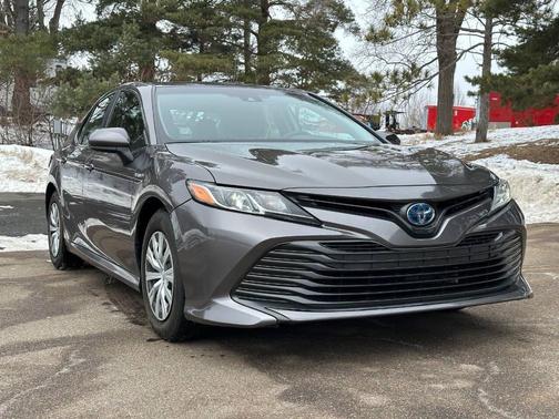 2018 Toyota Camry Hybrid SE