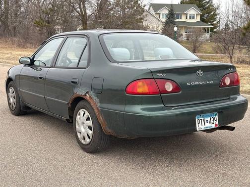 2001 Toyota Corolla LE