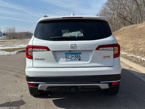 2021 Honda Pilot Touring 8-Passenger