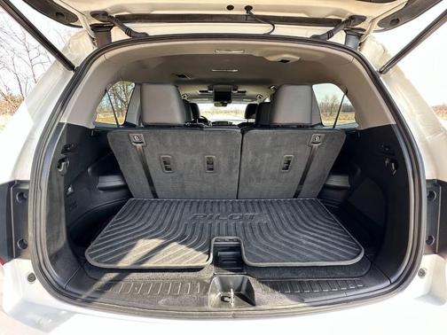 2021 Honda Pilot Touring 8-Passenger