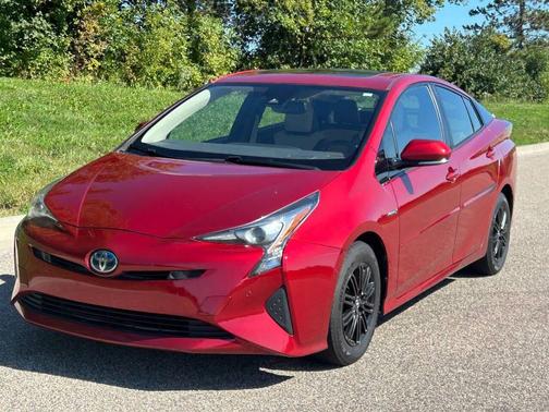 2016 Toyota Prius Four Touring