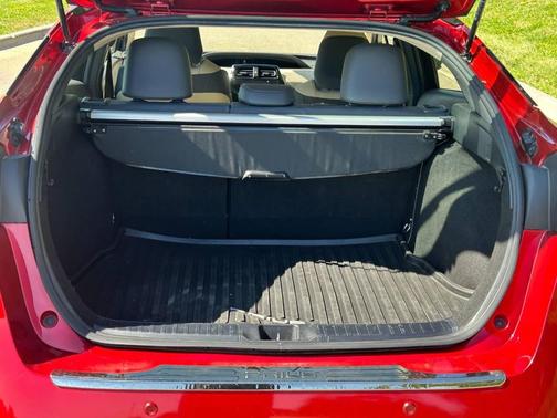 2016 Toyota Prius Four Touring