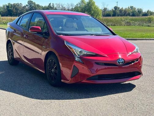 2016 Toyota Prius Four Touring