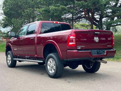 2022 RAM 2500 Laramie Crew Cab 4x4 6'4' Box