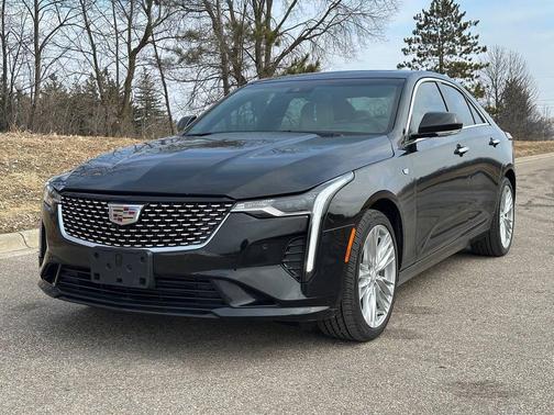 2024 Cadillac CT4 Premium Luxury