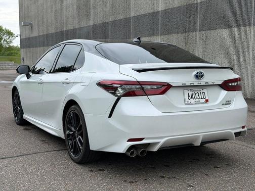 Midnight Black Metallic 2024 Toyota Camry Hybrid SE