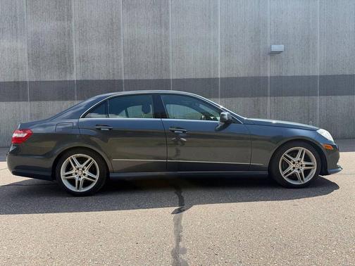 Lunar Blue Metallic 2013 Mercedes-Benz E-Class 4MATIC