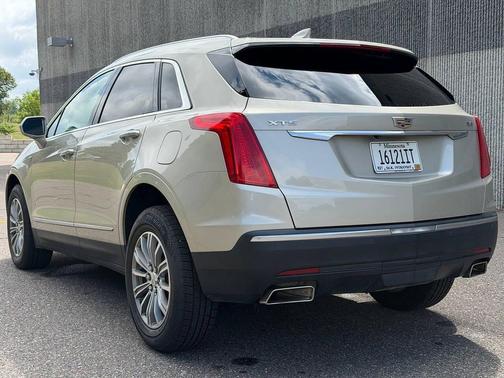 Bronze Dune Metallic 2017 Cadillac XT5 Luxury