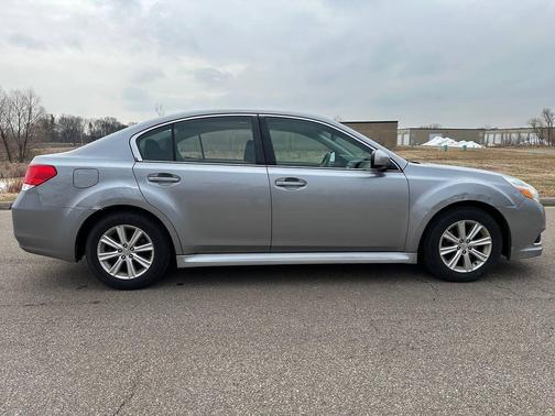2011 Subaru Legacy Premium