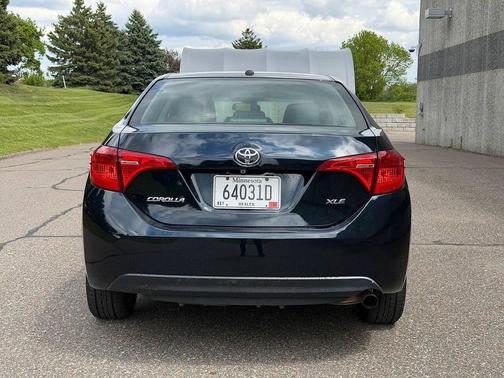 Black Sand Pearl 2017 Toyota Corolla XLE