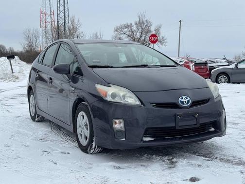 2010 Toyota Prius III