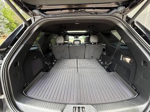 Agate Black Metallic 2022 Ford Explorer ST