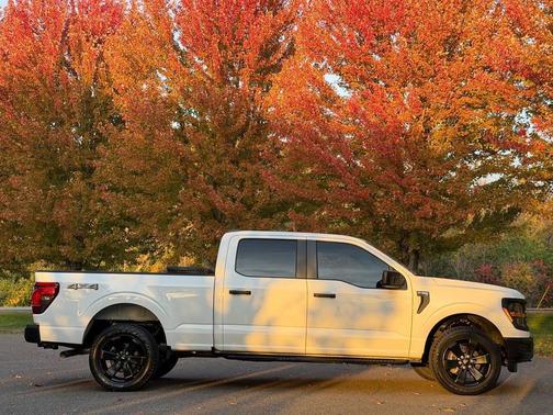 Oxford White 2024 Ford F-150 XL