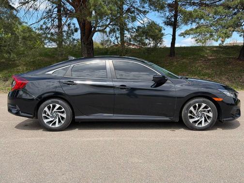 Crystal Black Pearl 2018 Honda Civic EX