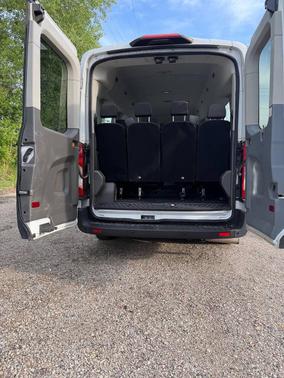 Oxford White 2022 Ford Transit-350 XLT