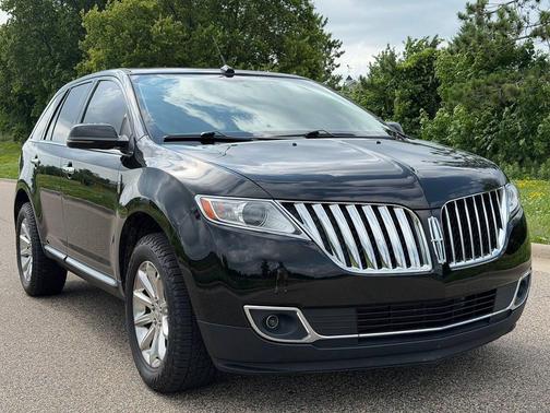 Tuxedo Black 2013 Lincoln MKX Base