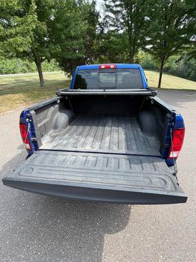 Blue Streak Pearlcoat 2018 RAM 1500 Big Horn