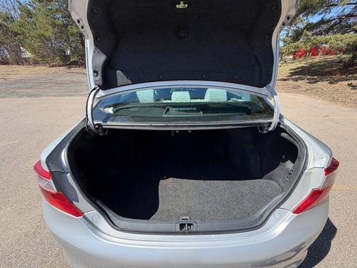 Classic Silver Metallic 2014 Toyota Camry LE