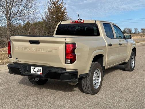 2024 Chevrolet Colorado WT