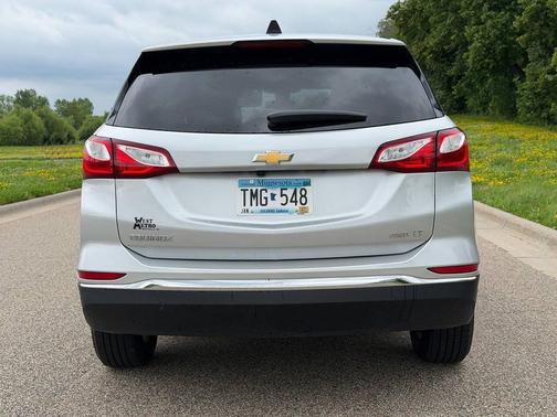 Silver Ice Metallic 2020 Chevrolet Equinox 1LT