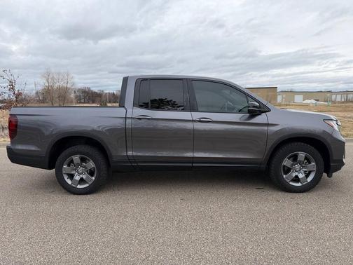 Modern Steel Metallic 2025 Honda Ridgeline TrailSport